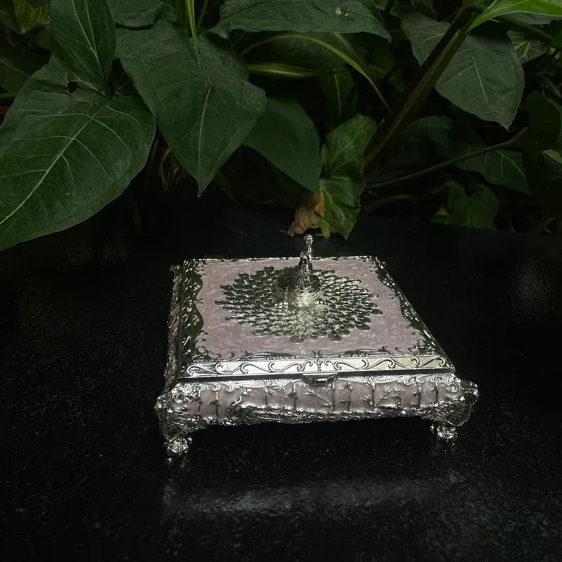 Enamel Mewa Mishri Box