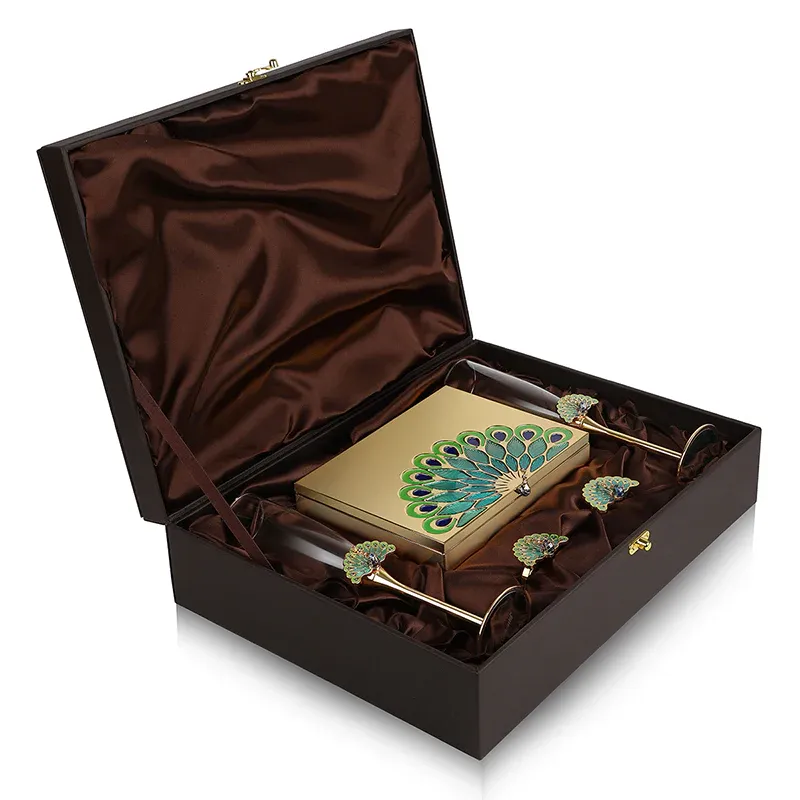 Peacock Serving Set
